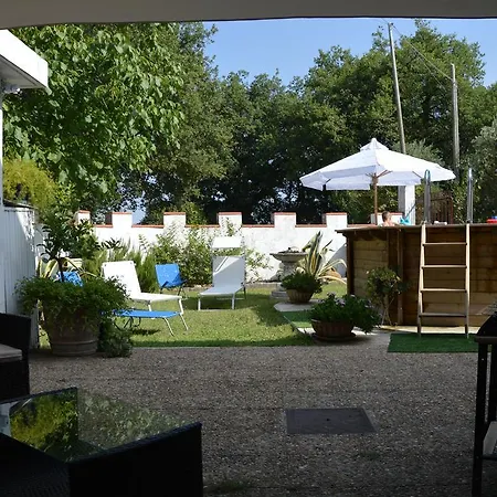 Holiday home Casolare Le Querce